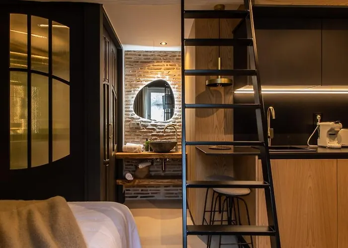 Olabarrera En El Centro De Coruna * Ла-Корунья